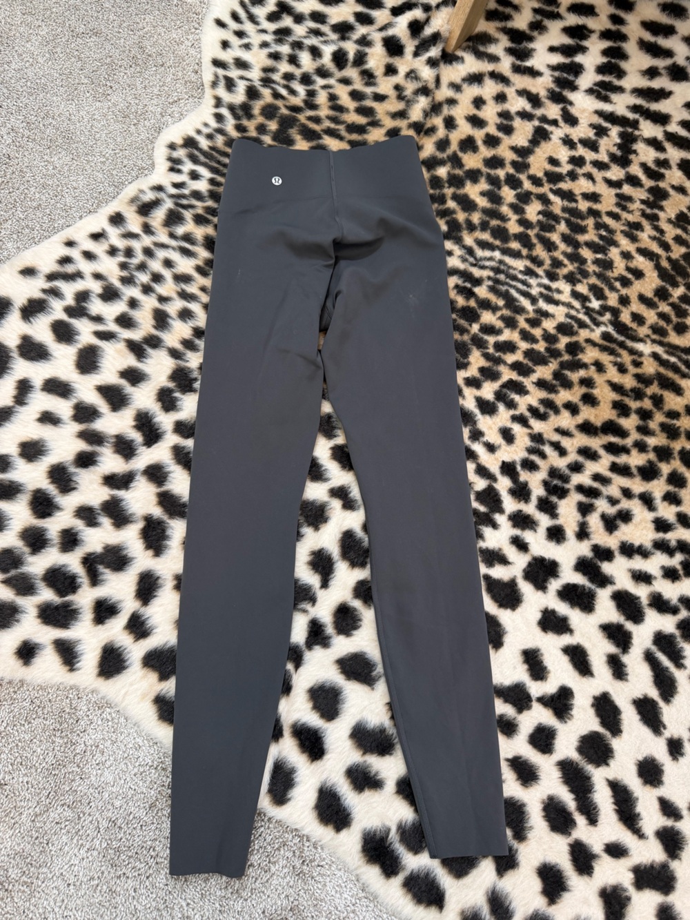 lululemon Glow Up™ Super-High-Rise
Tight 28" Sz 4 Color Graphite Grey - Picture 2 of 2